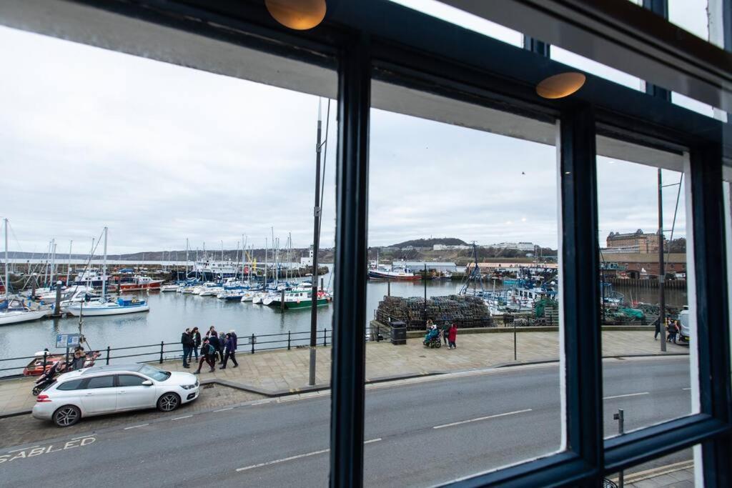 Herring Girl House - Harbourside Property, Sleeps 8 Scarborough Exteriör bild