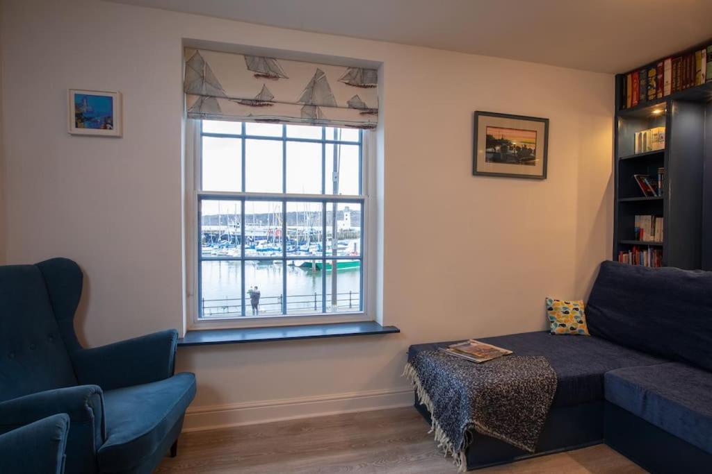 Herring Girl House - Harbourside Property, Sleeps 8 Scarborough Exteriör bild